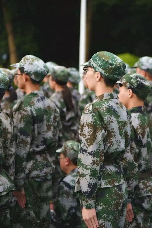 军训吃瓜视频最全观看,全方位揭秘军训生活趣味瞬间 军训吃瓜视频最全观看,全方位揭秘军训生活趣味瞬间